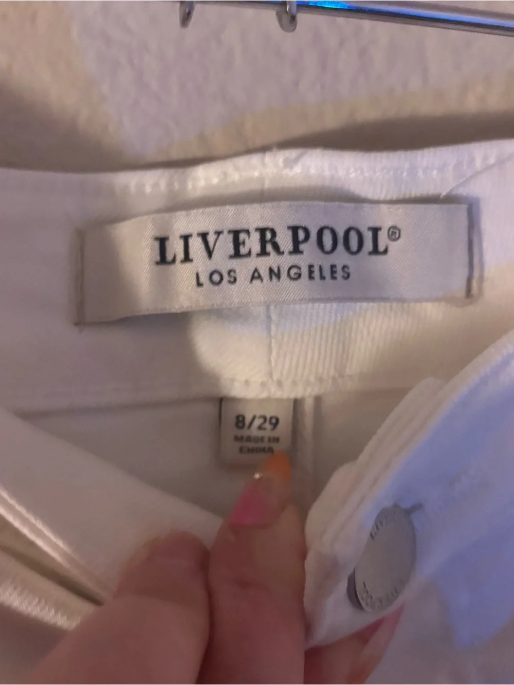Liverpool Los Angeles High Rise A-Line Fray Hem Denim Shorts Size 8